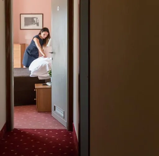 Gloria 3* Сальсомаджоре-Терме