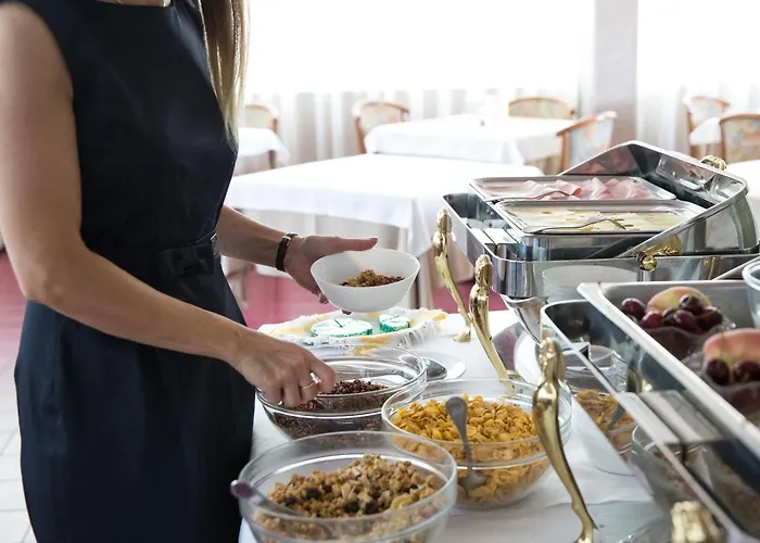 Отель Gloria Сальсомаджоре-Терме