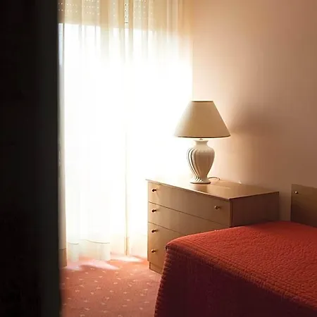 Gloria Hotel
